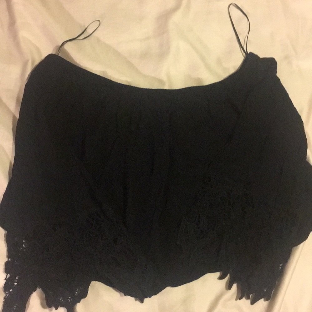 Black crop top